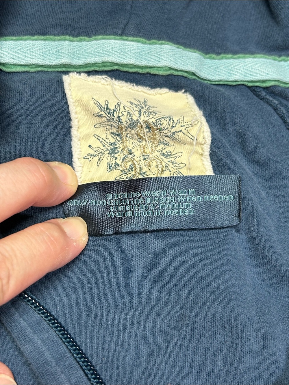 Hollister Women's XS Washed Distressed Navy Blue Full-Zip Hoodie Y2K 100% Cotton - Picture 5 of 12